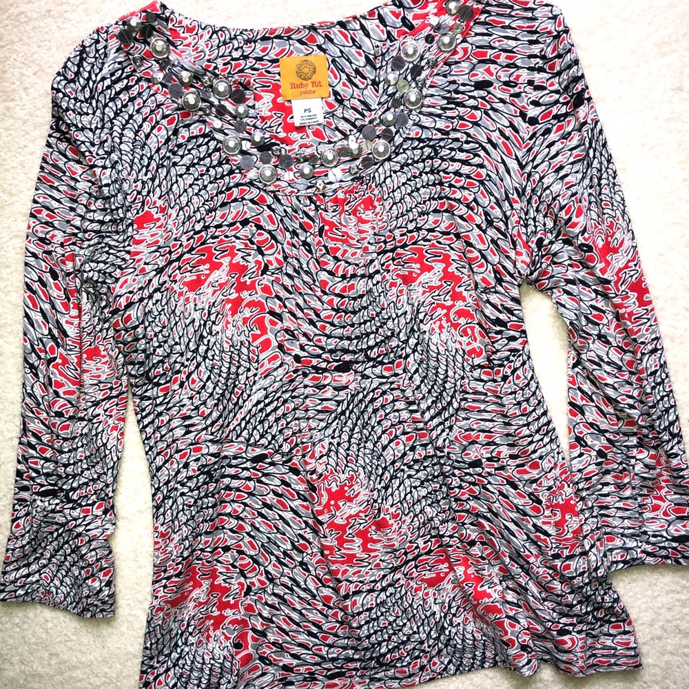 Petite top